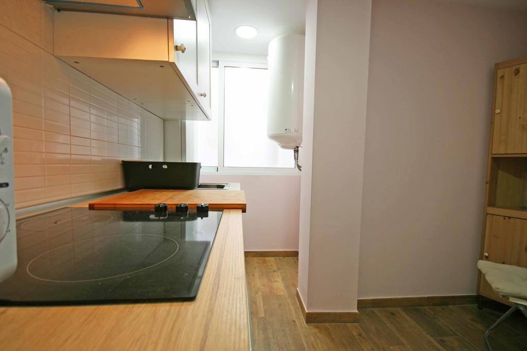 Acosta Apartment Malaga Exterior photo